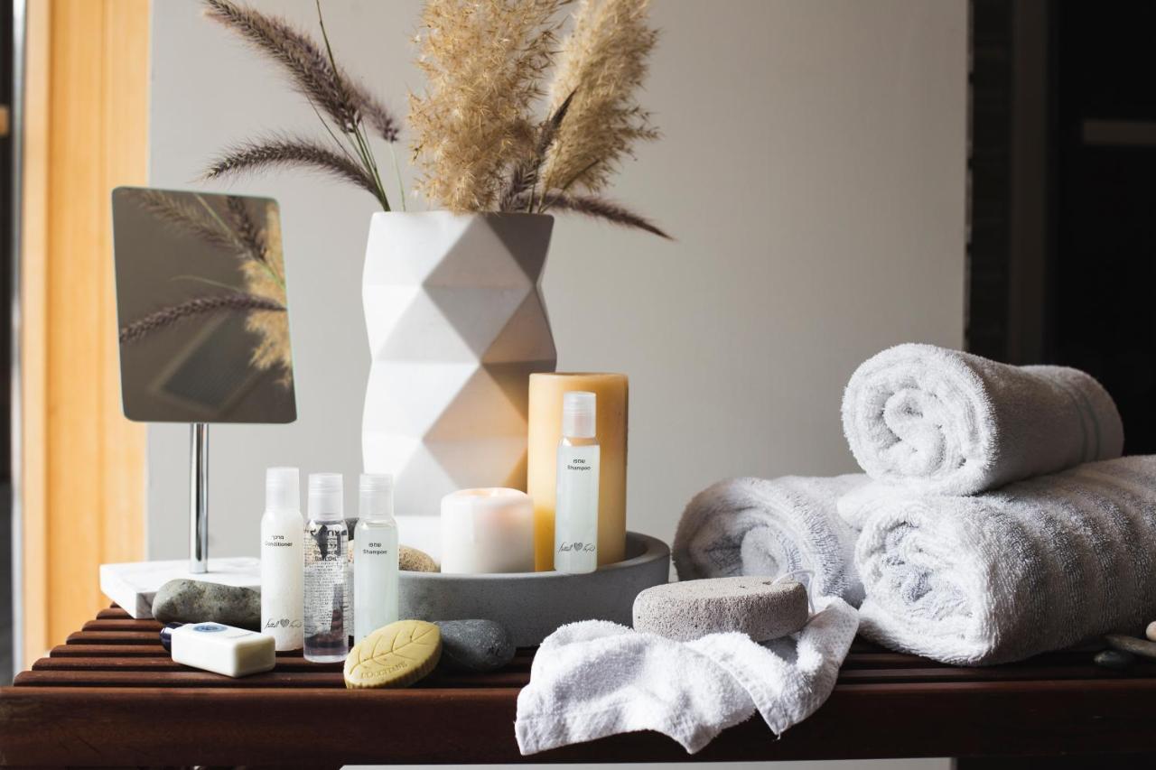 Leonardo City Tower Hotel Tel Aviv Giv'atayim Zewnętrze zdjęcie Skincare products